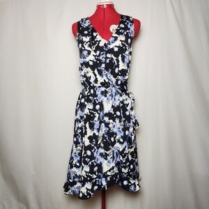 Elegant Blue and White Floral Dress Size S
